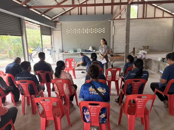 พช.อ.ดอนมดแดง : ดำเนินโครงการส่งเสริมการออมและพัฒนาทักษะการบริหารจัดการทางการเงินของครอบครัวและชุมชน กิจกรรมส่งเสริมการออมและพัฒนาทักษะการบริหารจัดการทางการเงิน (Financial Literecy) 